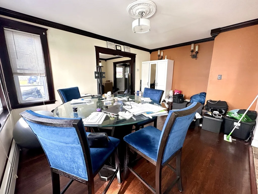 3 bed, 2 bath apartment for rent at 24 Thatcher Unit 1, Hyde Park — photo 4 of 25