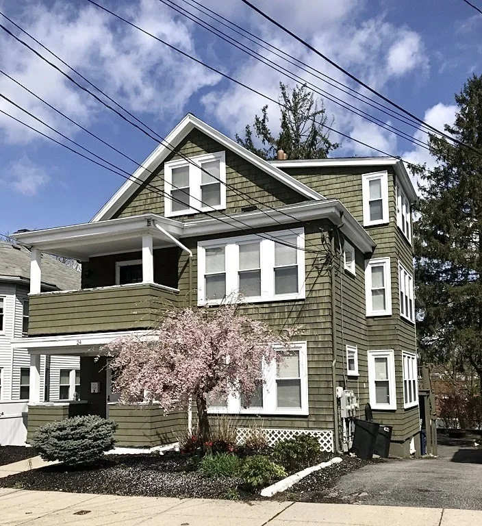 1 bed, 1 bath apartment for rent at 24 Thatcher Unit 3, Boston — photo 1 of 13