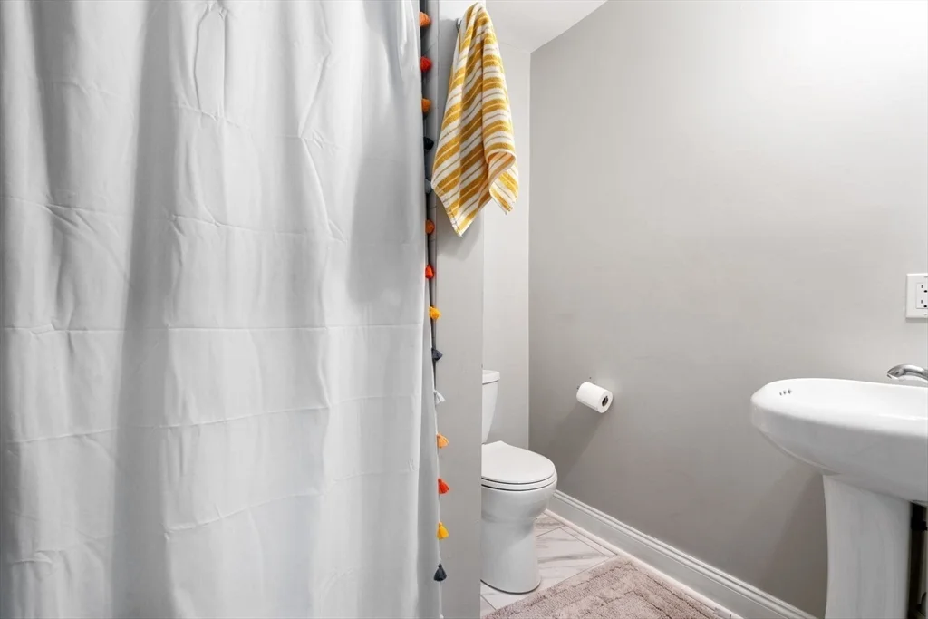 3 bed, 2 bath apartment for rent at 24 Thomas Park Unit 1, South Boston — photo 7 of 12
