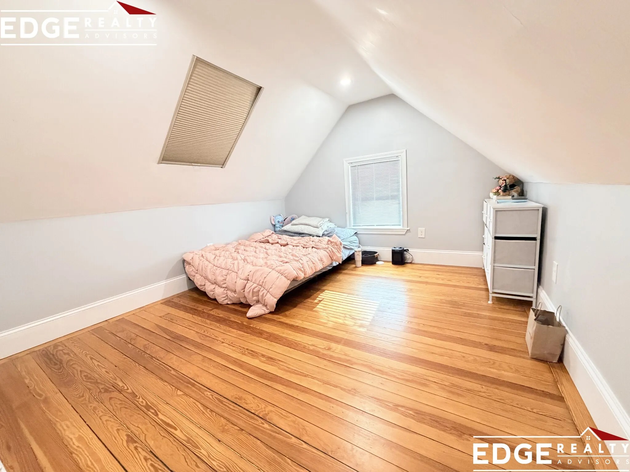 4 bed, 3 bath apartment for rent at 24 Tremont St Unit N/A, Brighton — photo 8 of 12
