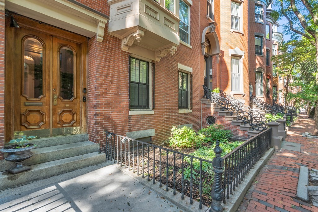 2 bed, 1 bath apartment for rent at 24 Upton St Unit 3, South End — photo 11 of 11