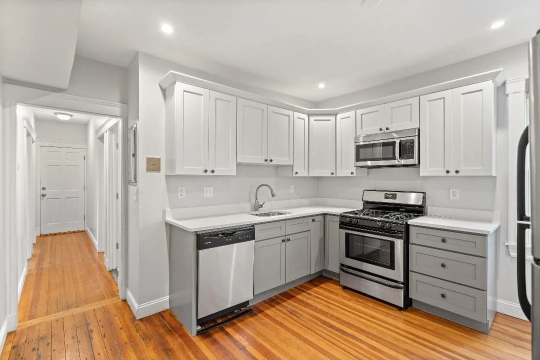 3 bed, 1 bath apartment for rent at 24 Vassar St Unit 0, Dorchester — photo 5 of 6
