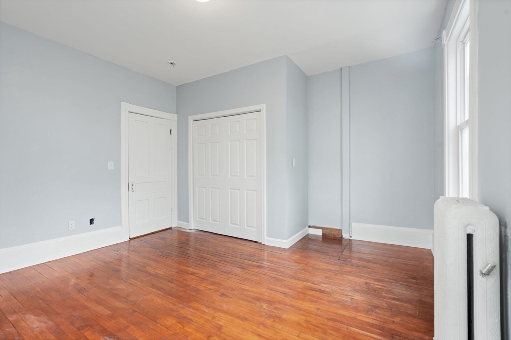 3 bed, 1 bath apartment for rent at 24 Vinton St Unit 2, Worcester — photo 9 of 15