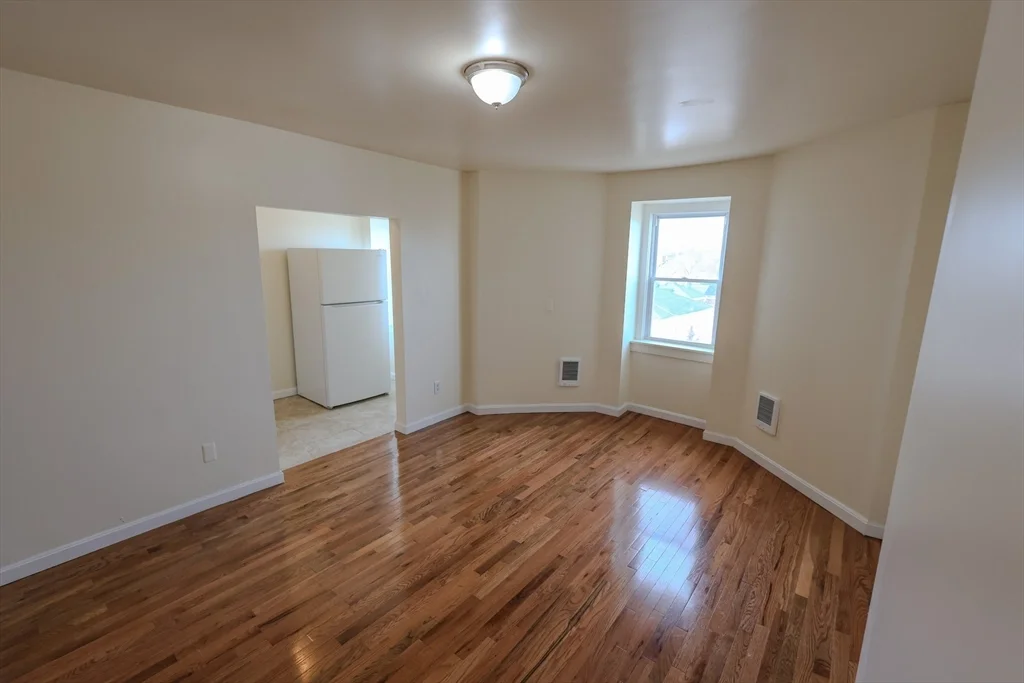 2 bed, 1 bath apartment for rent at 24 W Cottage St Unit 3, Dorchester — photo 7 of 15