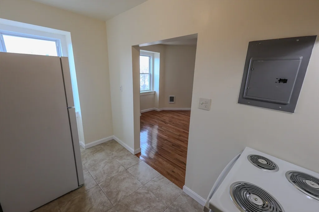 2 bed, 1 bath apartment for rent at 24 W Cottage St Unit 3, Dorchester — photo 4 of 15