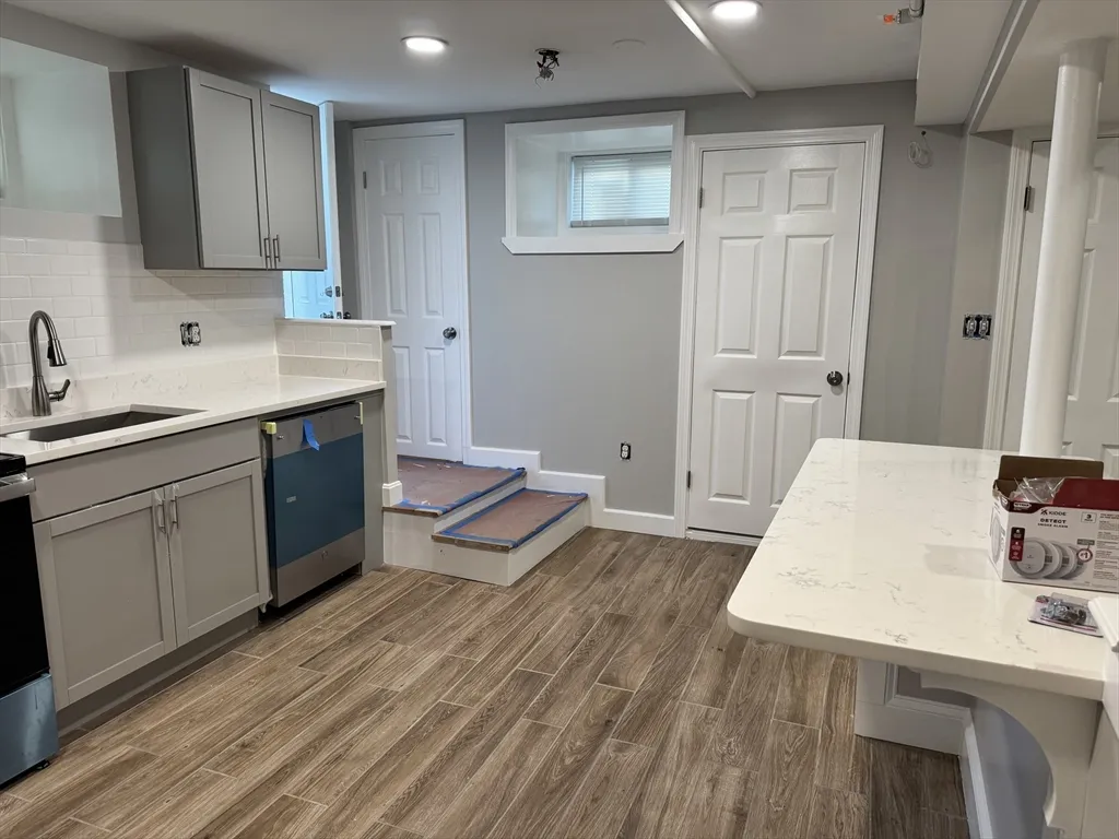 1 bed, 1 bath apartment for rent at 24 West Tremlett St Unit B, Dorchester — photo 14 of 14