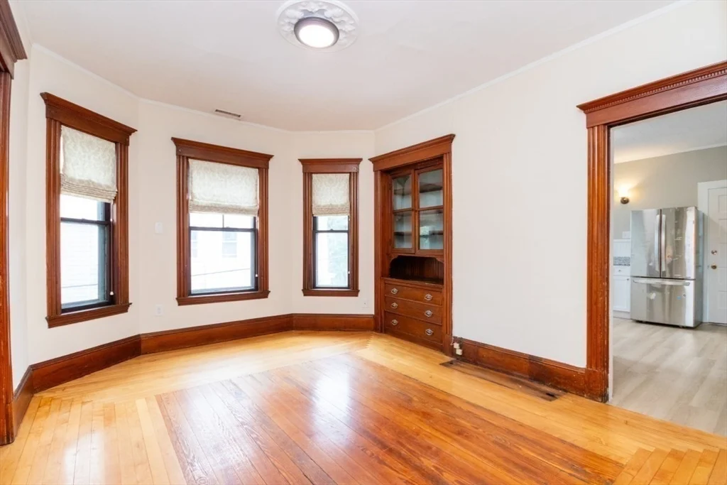 2 bed, 1 bath apartment for rent at 24 Walden Unit 2, North Cambridge — photo 6 of 18