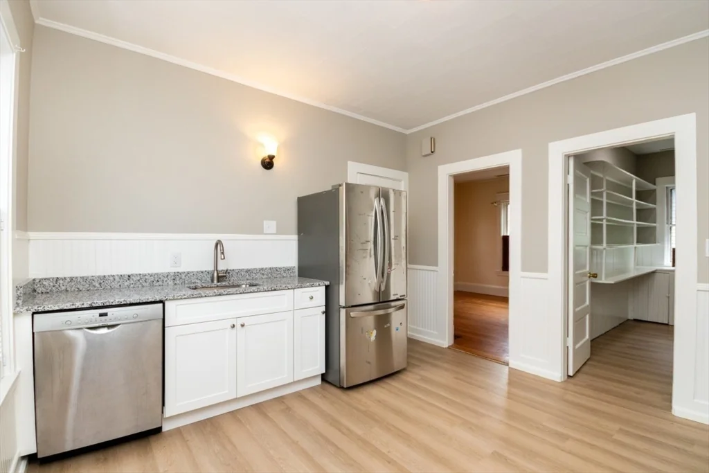 2 bed, 1 bath apartment for rent at 24 Walden Unit 2, North Cambridge — photo 9 of 18