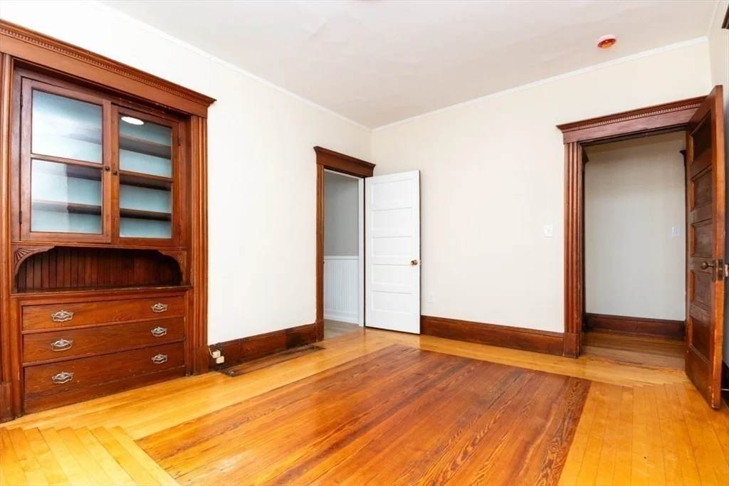 2 bed, 1 bath apartment for rent at 24 Walden Unit 2, North Cambridge — photo 7 of 18