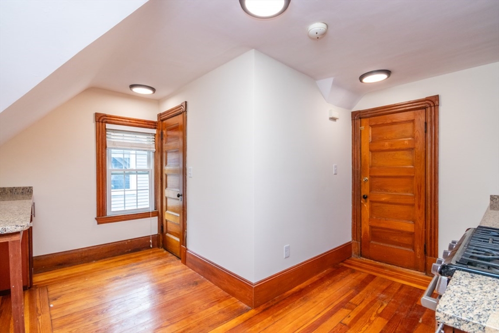 1 bed, 1 bath apartment for rent at 24 Walden Unit 3, Cambridge — photo 8 of 15