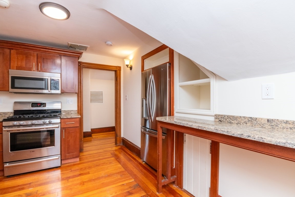 1 bed, 1 bath apartment for rent at 24 Walden Unit 3, Cambridge — photo 9 of 15