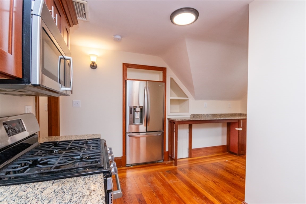 1 bed, 1 bath apartment for rent at 24 Walden Unit 3, Cambridge — photo 7 of 15