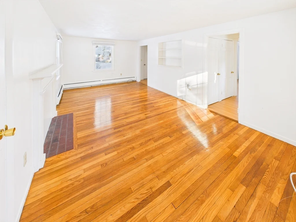 3 bed, 1 bath apartment for rent at 24 Walpole St, Dover — photo 16 of 21