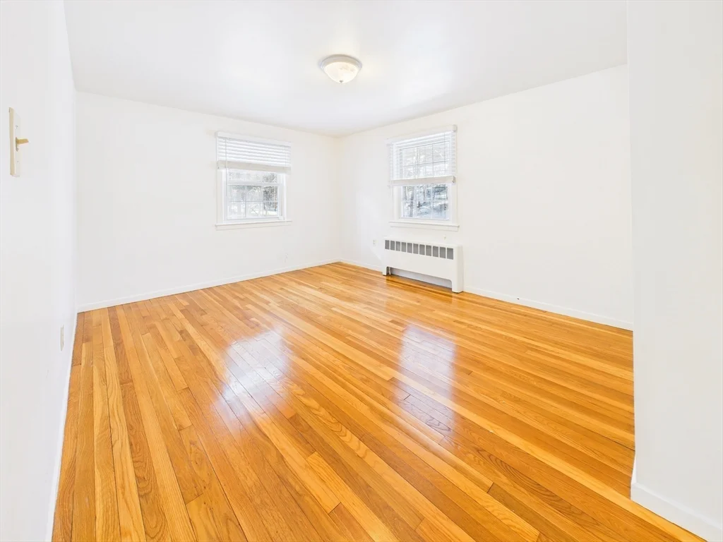 3 bed, 1 bath apartment for rent at 24 Walpole St, Dover — photo 20 of 21
