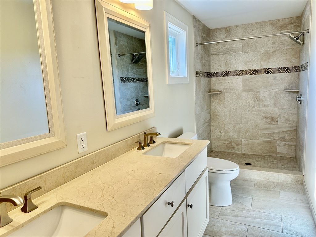 3 bed, 3 bath apartment for rent at 24 Waltham St Unit 24, Watertown — photo 15 of 20