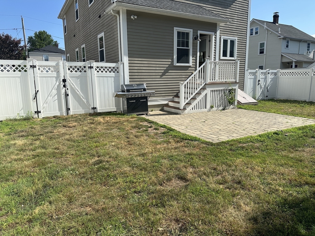 3 bed, 3 bath apartment for rent at 24 Waltham St Unit 24, Watertown — photo 12 of 20