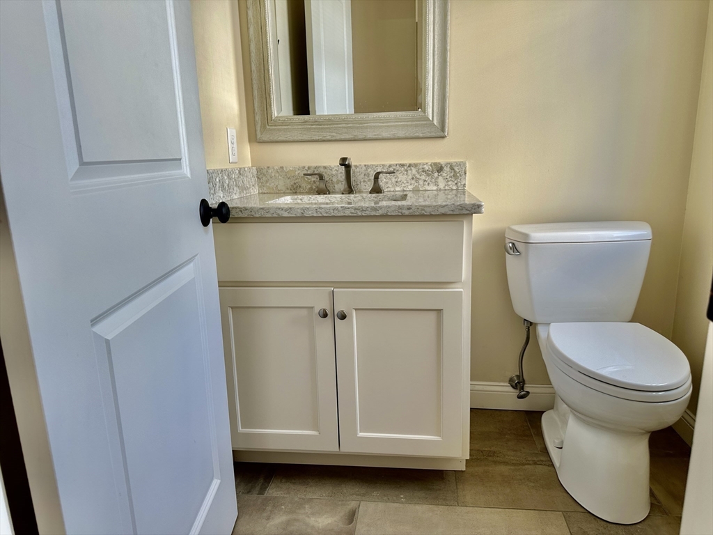 3 bed, 3 bath apartment for rent at 24 Waltham St Unit 24, Watertown — photo 13 of 20