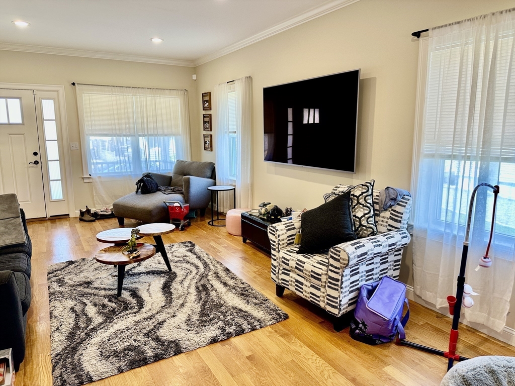 3 bed, 3 bath apartment for rent at 24 Waltham St Unit 24, Watertown — photo 10 of 20