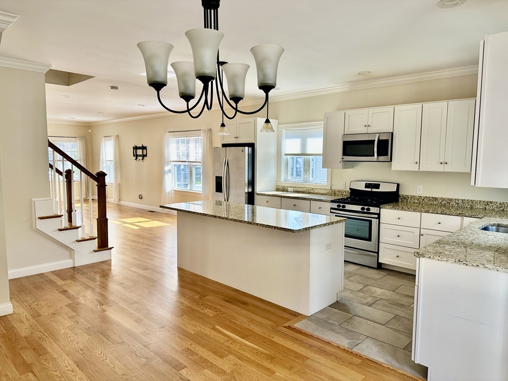 3 bed, 3 bath apartment for rent at 24 Waltham St Unit 24, Watertown — photo 18 of 20