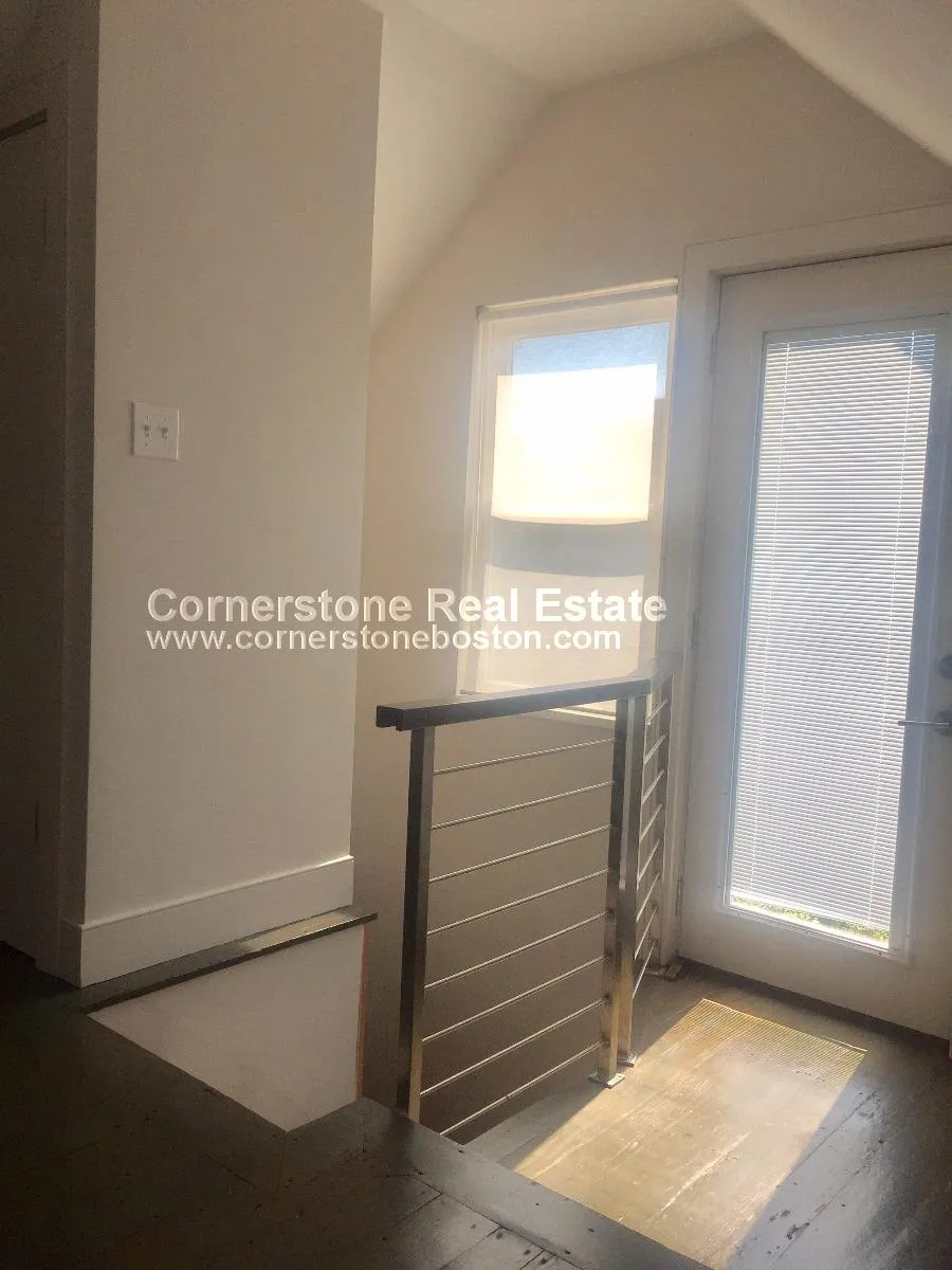 3 bed, 2 bath apartment for rent at 24 Washburn St Unit 3, Dorchester — photo 11 of 12