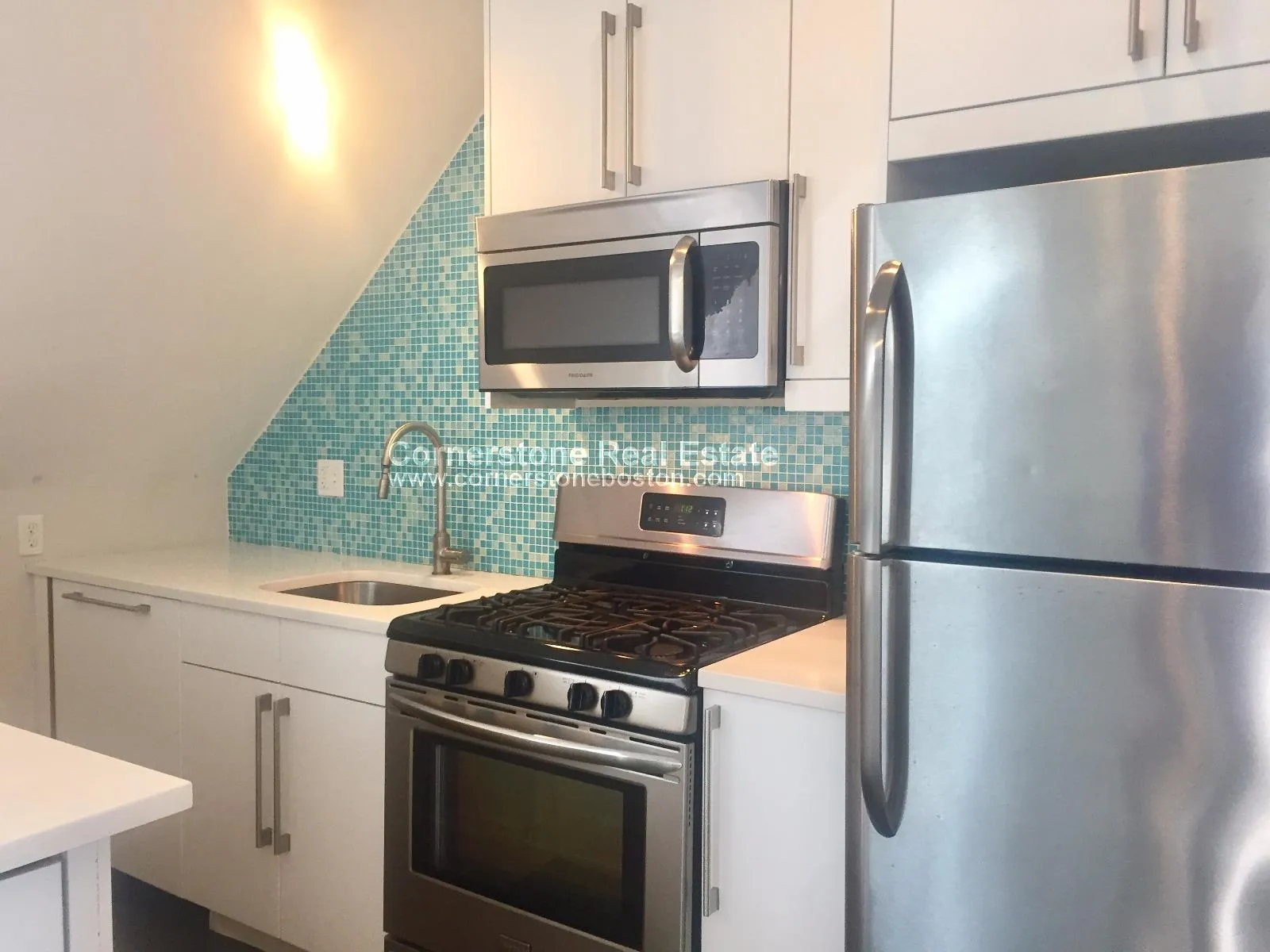 3 bed, 2 bath apartment for rent at 24 Washburn St Unit 3, Dorchester — photo 1 of 12