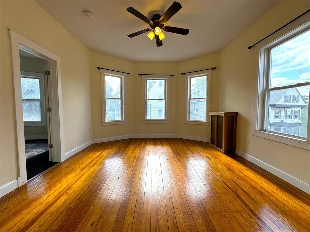 3 bed, 2 bath apartment for rent at 24 Weld Hill St Unit 2, Jamaica Plain — photo 10 of 29
