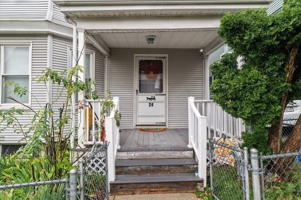 3 bed, 2 bath apartment for rent at 24 Weld Hill St Unit 2, Jamaica Plain — photo 27 of 29