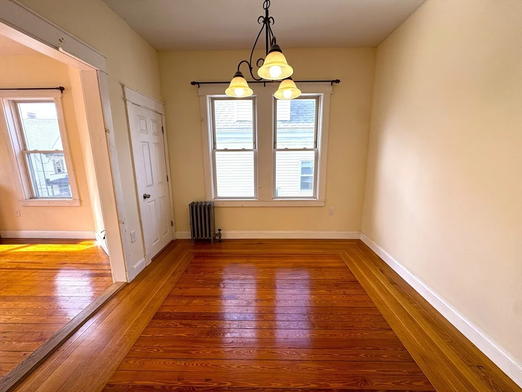 3 bed, 2 bath apartment for rent at 24 Weld Hill St Unit 2, Jamaica Plain — photo 6 of 29