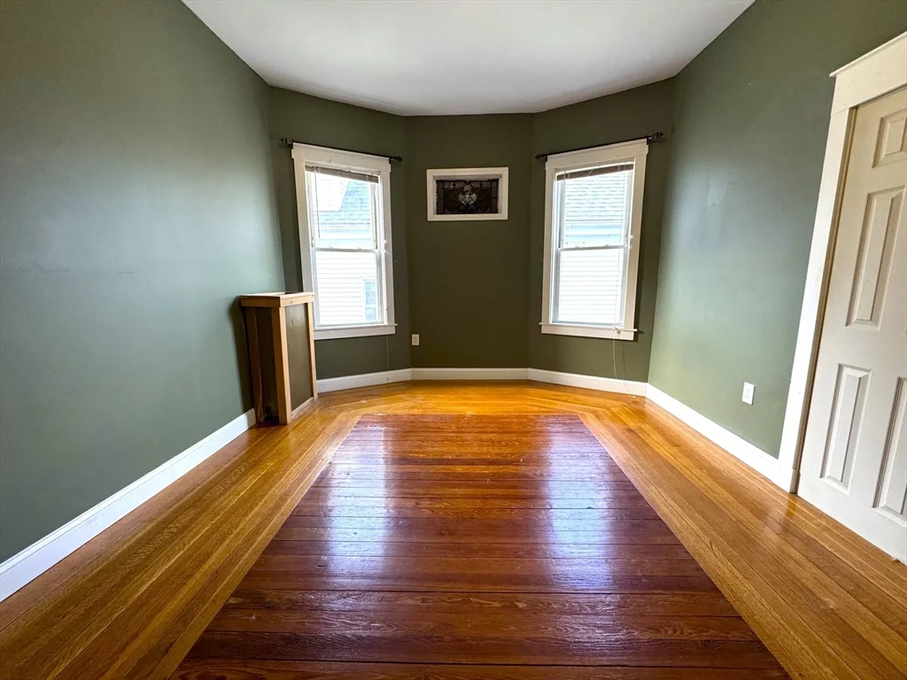 3 bed, 2 bath apartment for rent at 24 Weld Hill St Unit 2, Jamaica Plain — photo 13 of 29