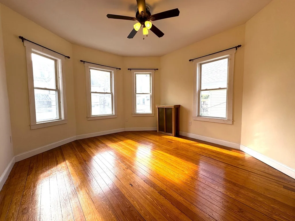 3 bed, 2 bath apartment for rent at 24 Weld Hill St Unit 2, Jamaica Plain — photo 9 of 29