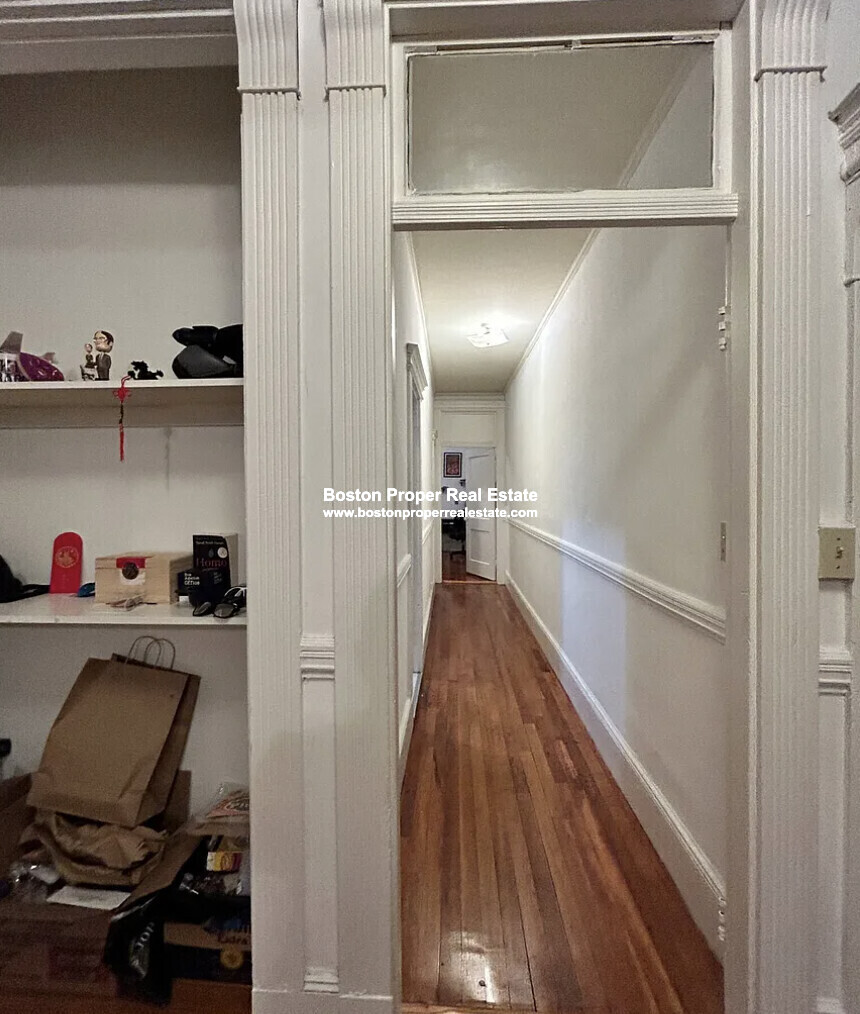 4 bed, 1 bath apartment for rent at 24 Westland Ave Unit 1, Fenway — photo 1 of 14