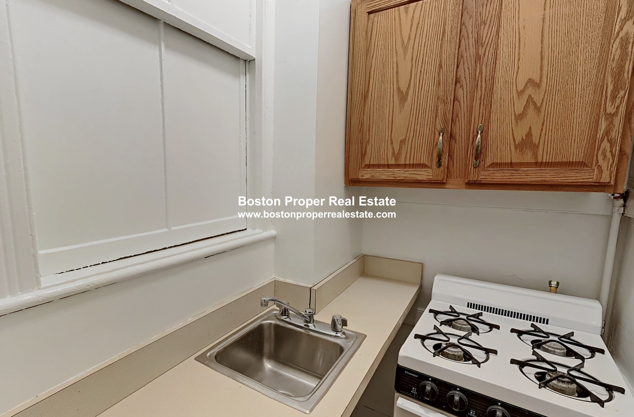 Studio bed, 1 bath apartment for rent at 24 Westland Ave Unit 11, Fenway — photo 3 of 6