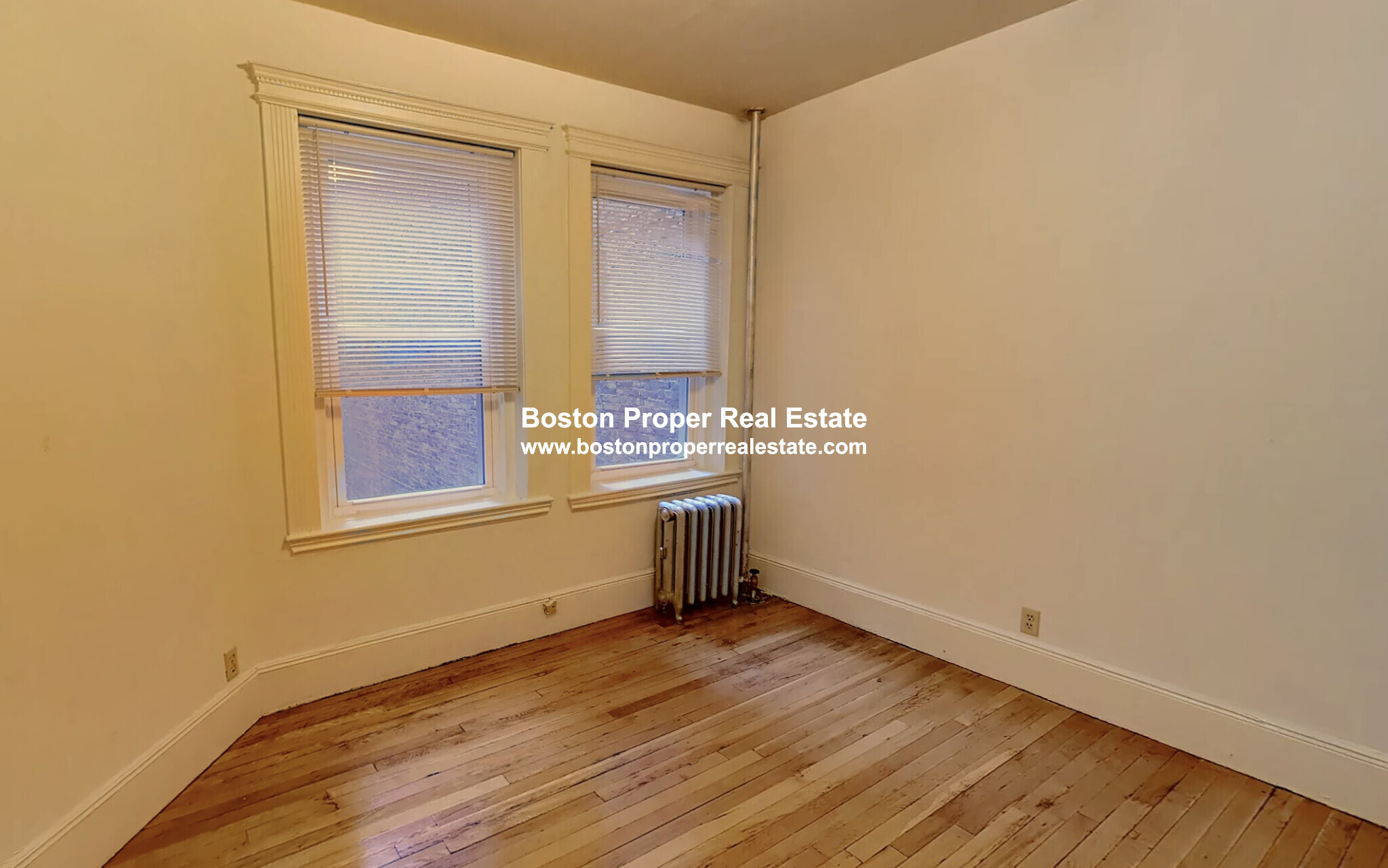 3 bed, 1 bath apartment for rent at 24 Westland Ave Unit 21, Fenway — photo 4 of 8