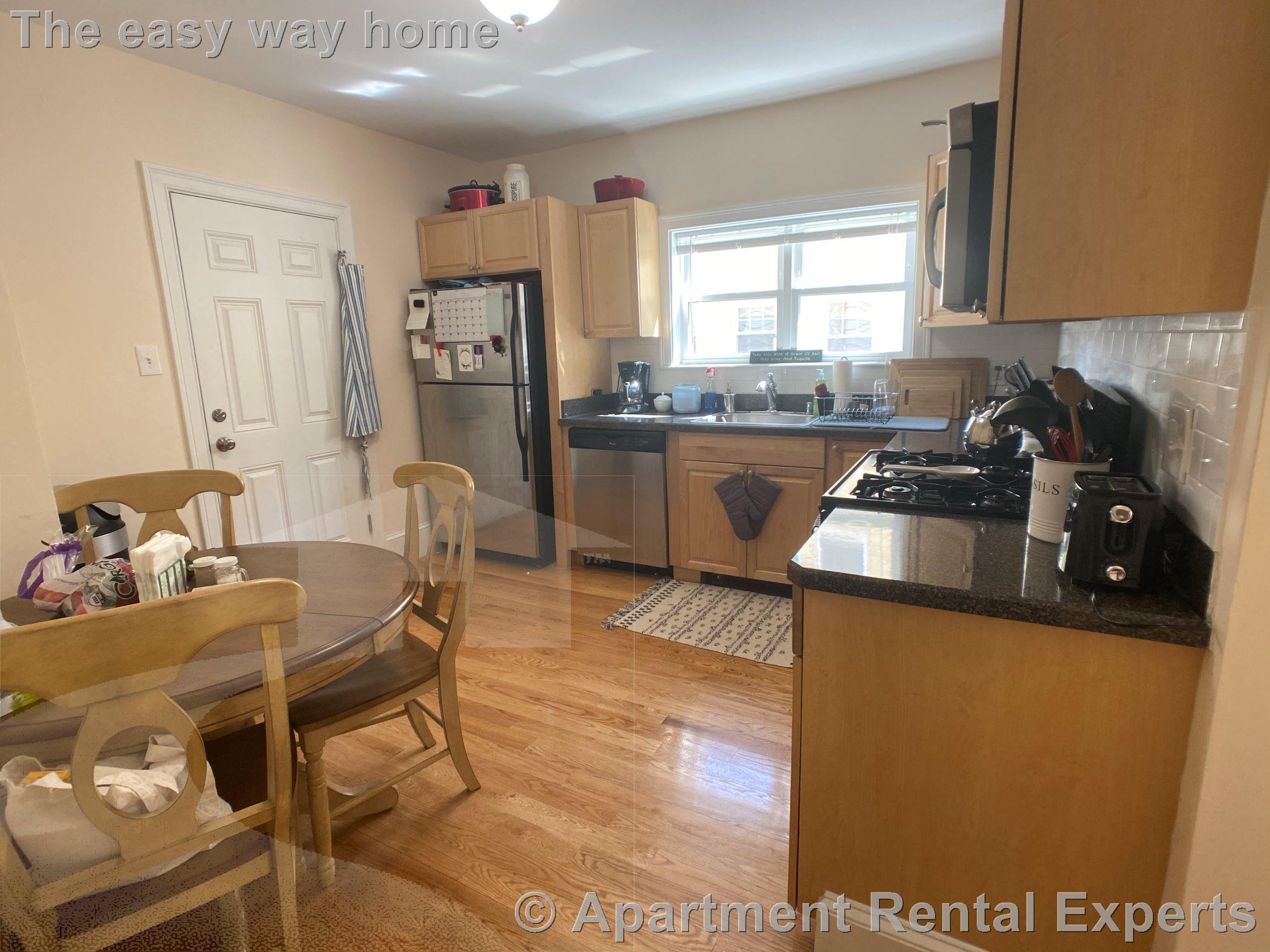 3 bed, 1 bath apartment for rent at 24 Willard Ave Unit 1, Tufts — photo 2 of 19