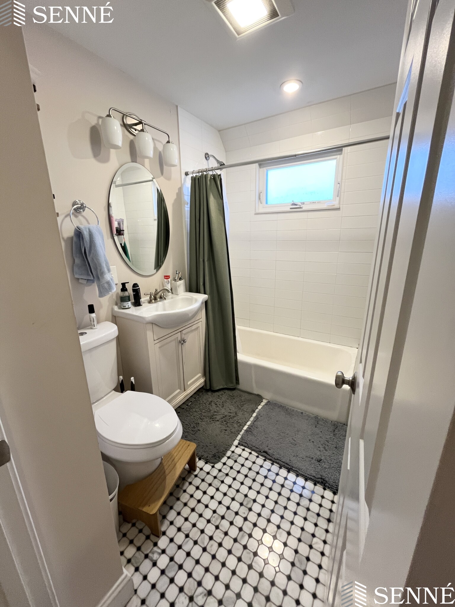 3 bed, 1 bath apartment for rent at 24 Willard Ave Unit 2, South Medford — photo 5 of 7