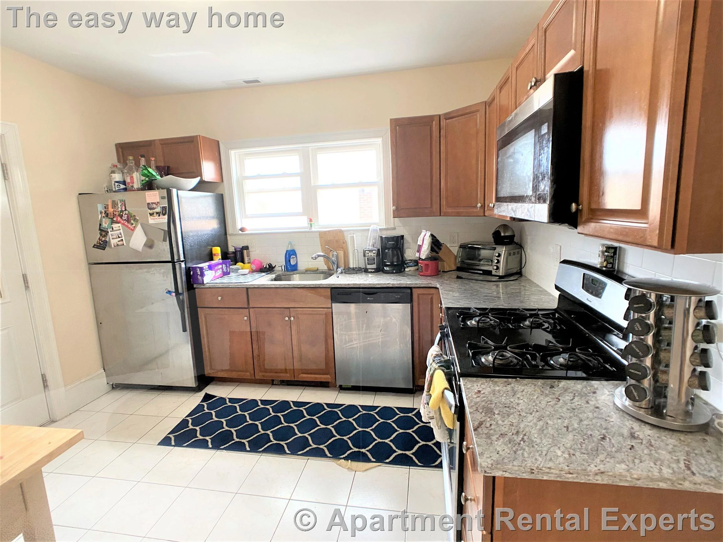 3 bed, 1 bath apartment for rent at 24 Willard Ave Unit 3, Tufts — photo 2 of 19