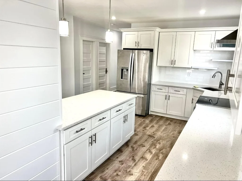 3 bed, 2 bath apartment for rent at 24 Windham St Unit 3, Worcester — photo 3 of 10