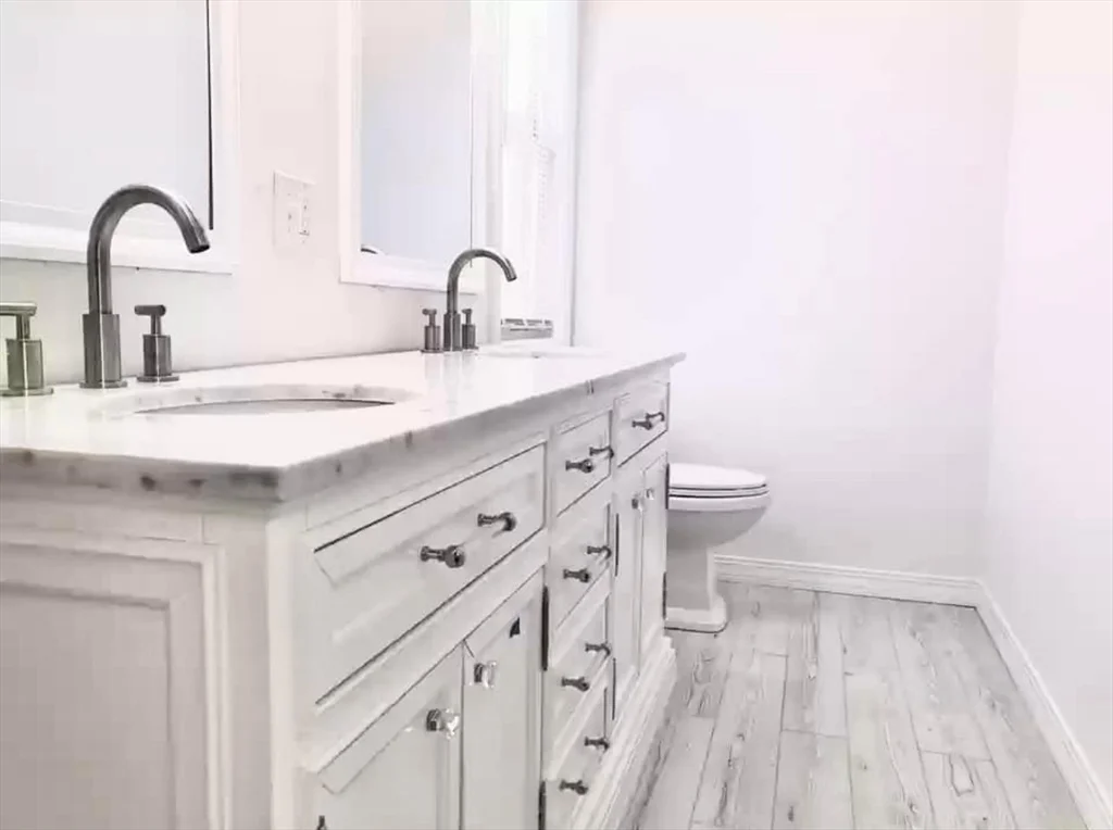 3 bed, 2 bath apartment for rent at 24 Windham St Unit 3, Worcester — photo 9 of 10