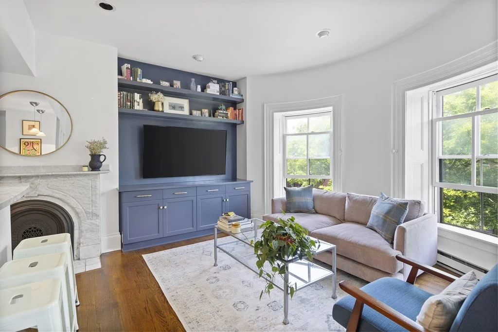 2 bed, 1 bath apartment for rent at 24 Worcester Sq Unit 5, Boston — photo 3 of 12