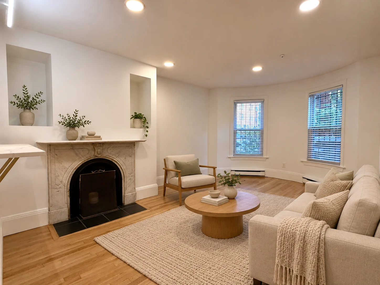 2 bed, 1 bath apartment for rent at 24 Yarmouth St Unit 2, South End