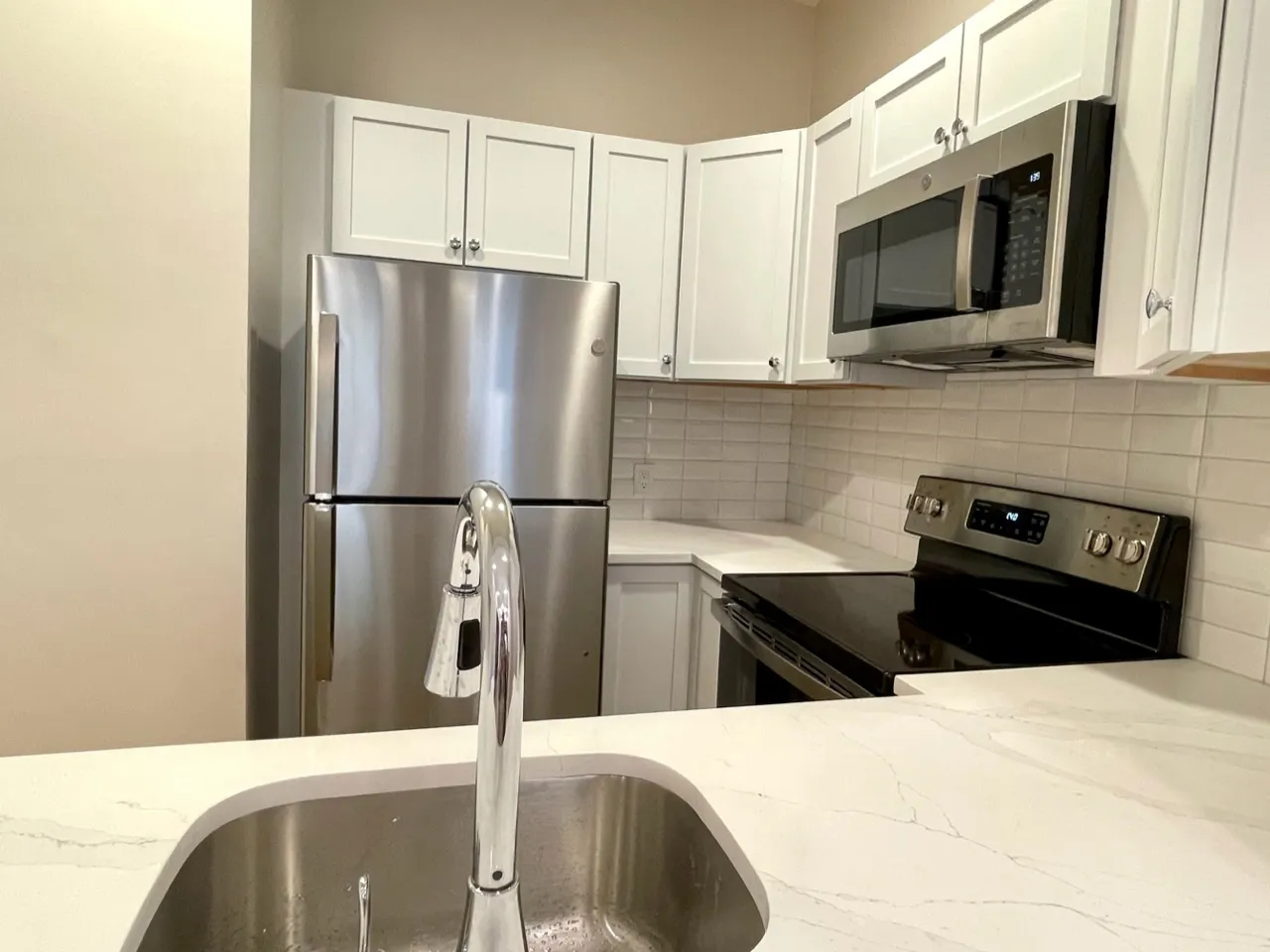 1 bed, 1 bath apartment for rent at 24 Yarmouth St Unit 3A, South End — photo 6 of 13