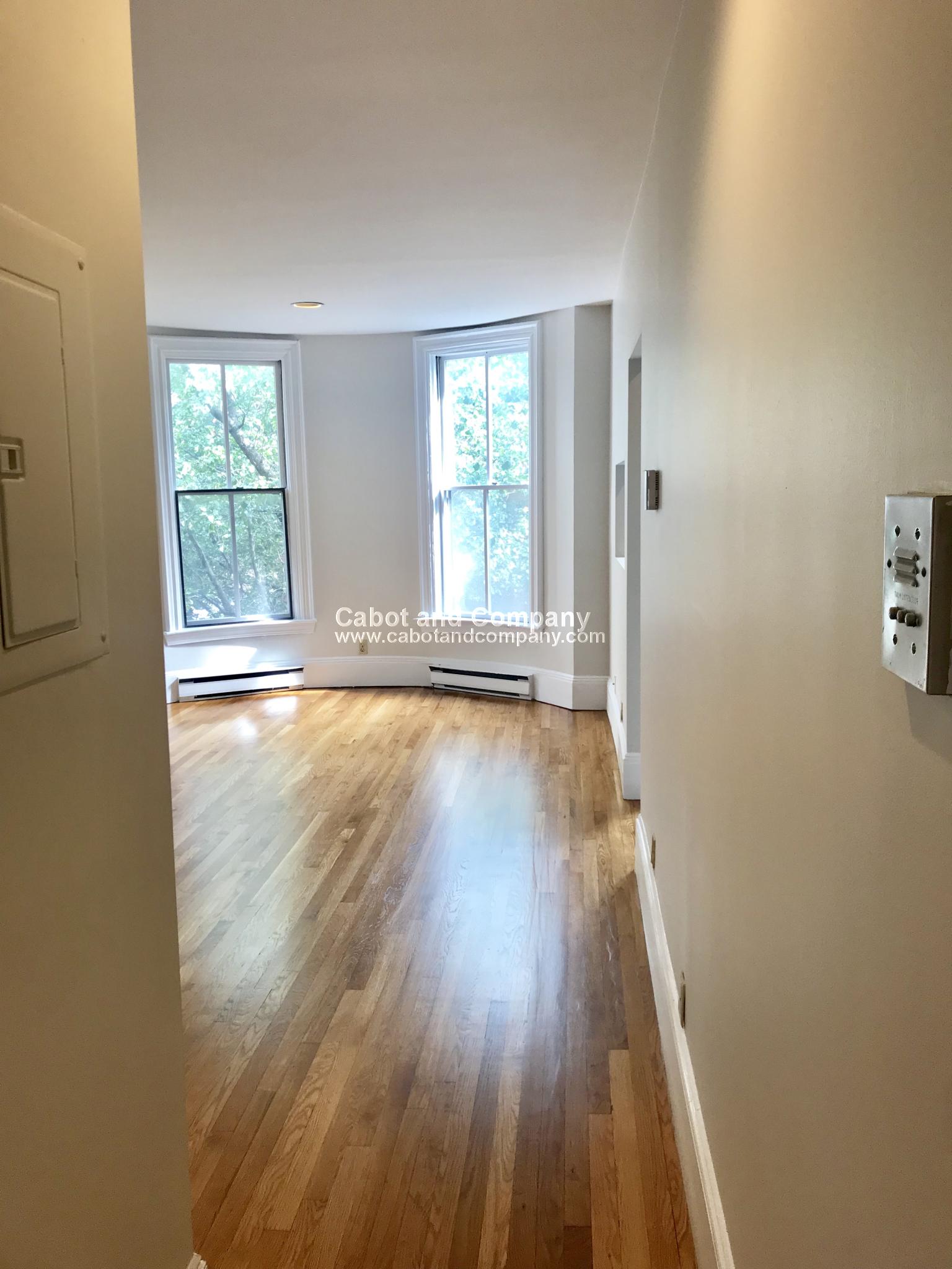 2 bed, 1 bath apartment for rent at 24 Yarmouth St Unit 4, South End — photo 8 of 17