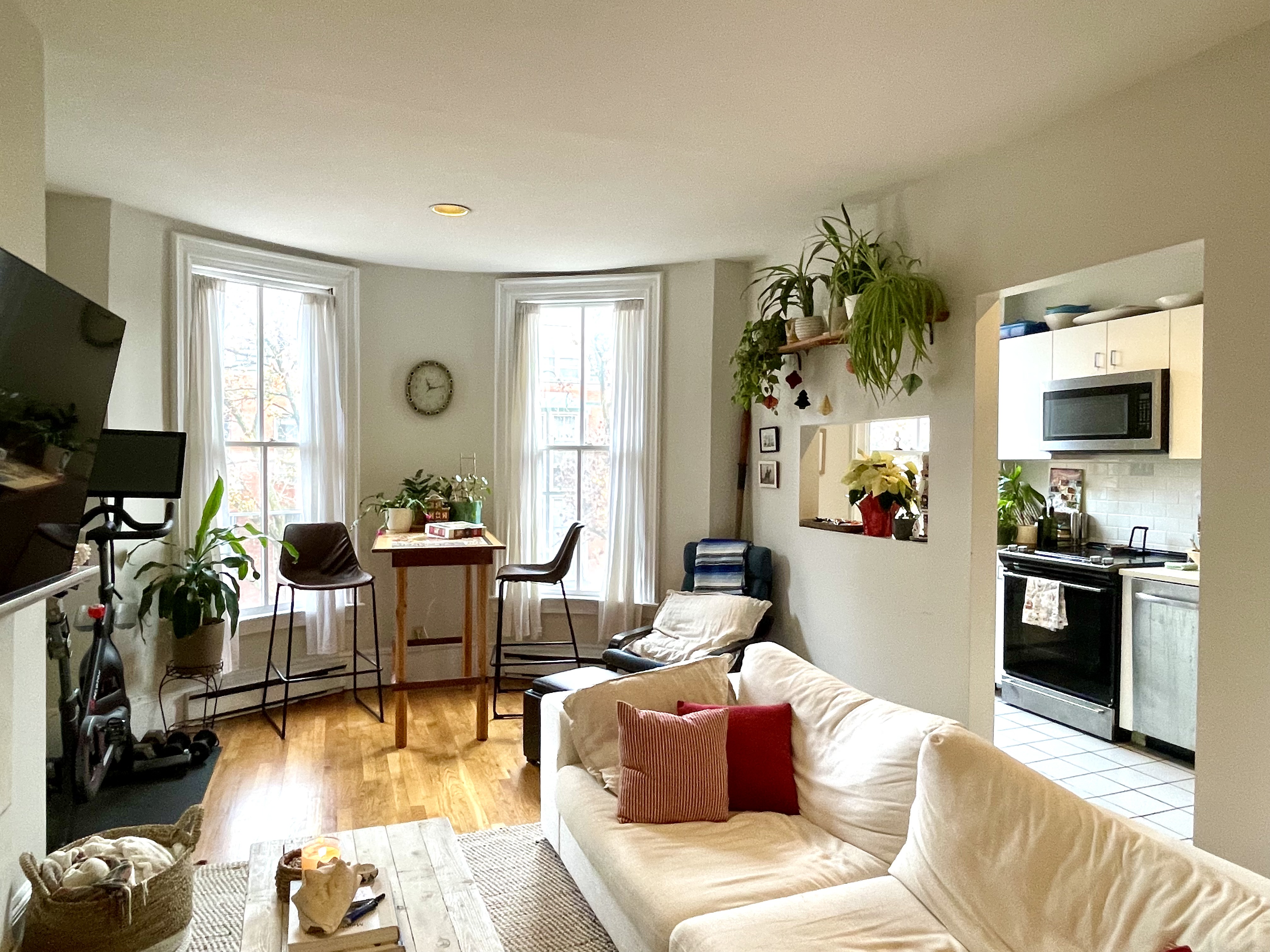 2 bed, 1 bath apartment for rent at 24 Yarmouth St Unit 4A, South End — photo 2 of 28