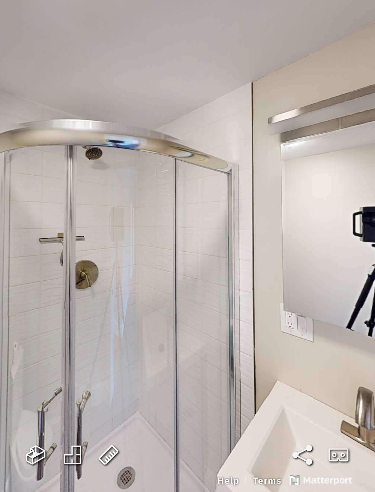 4 bed, 2 bath apartment for rent at 240 Allston St Unit 3, Cambridgeport — photo 3 of 9
