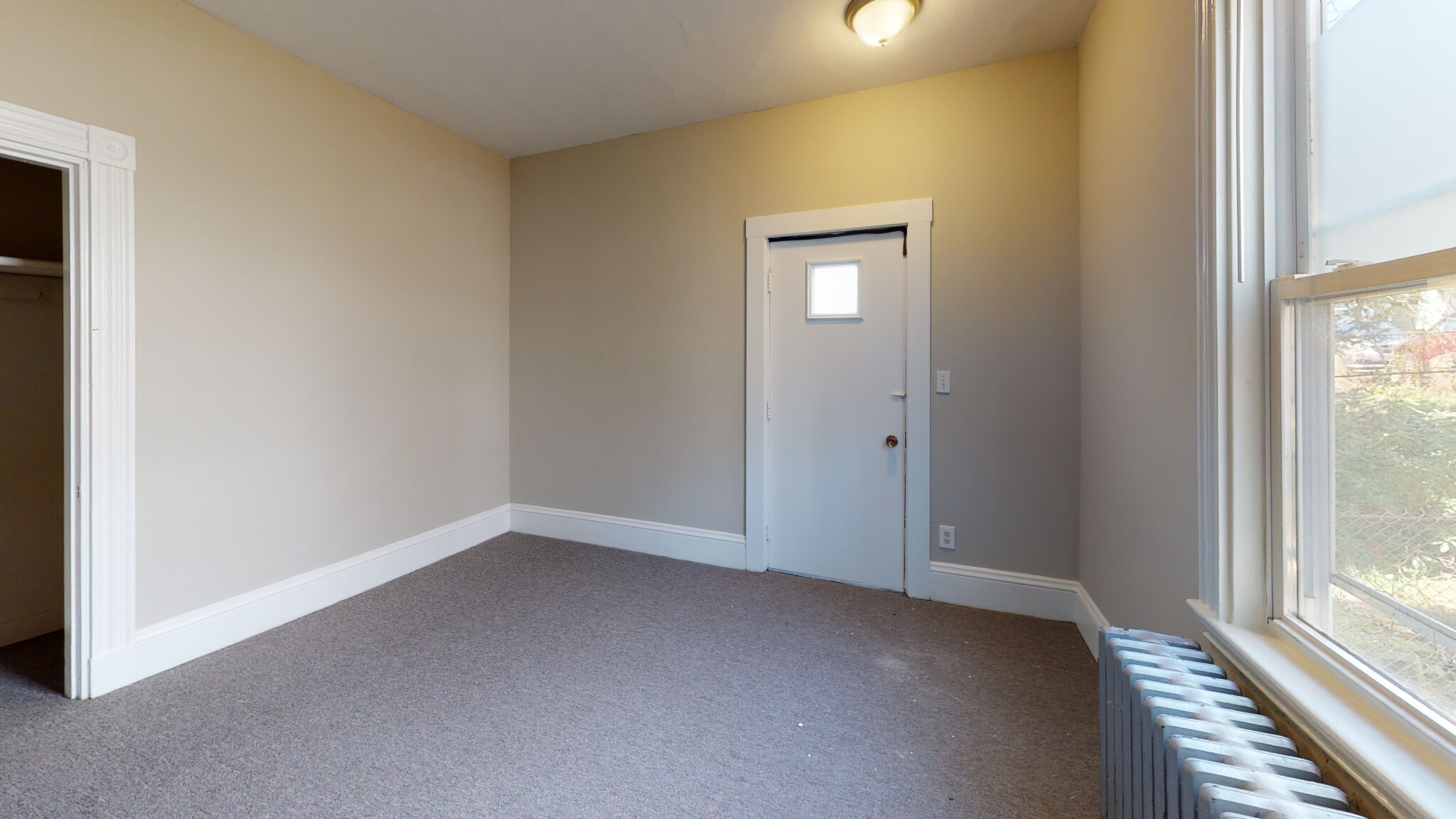 2 bed, 1 bath apartment for rent at 240 Cypress St Unit 1, Brookline — photo 5 of 9