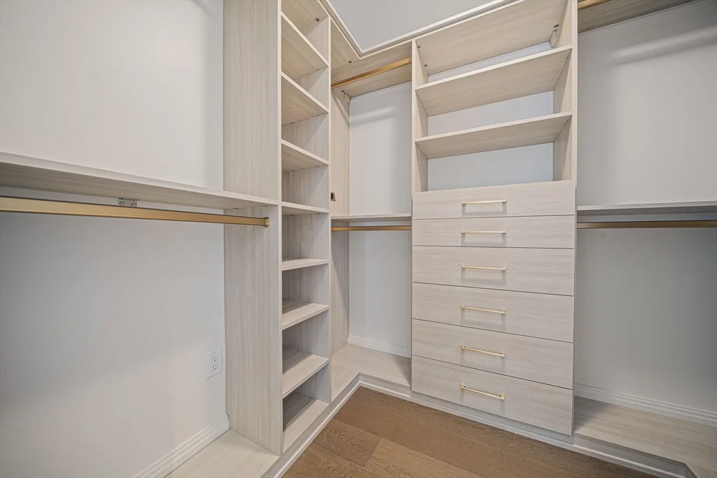 3 bed, 3 bath apartment for rent at 240 Devonshire St Unit 5112, Boston Downtown — photo 15 of 41