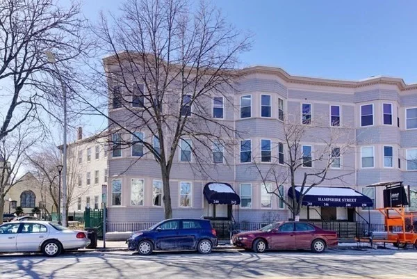 2 bed, 1 bath apartment for rent at 240 Hampshire St Unit 1, Inman Square