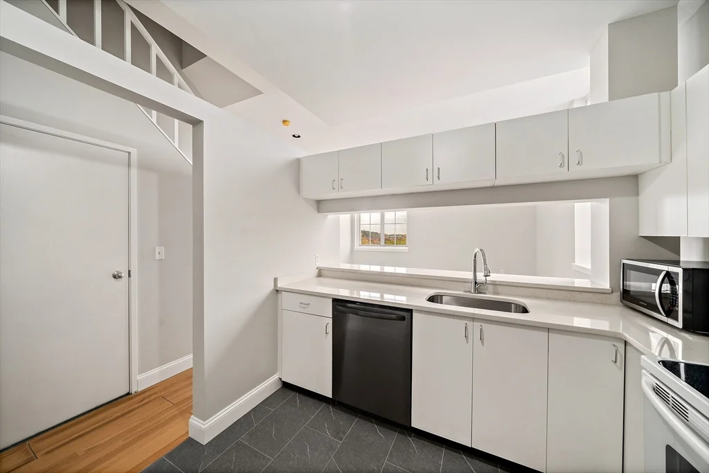 2 bed, 1.5 bath apartment for rent at 240 Heath St Unit P20, Jamaica Plain — photo 4 of 21