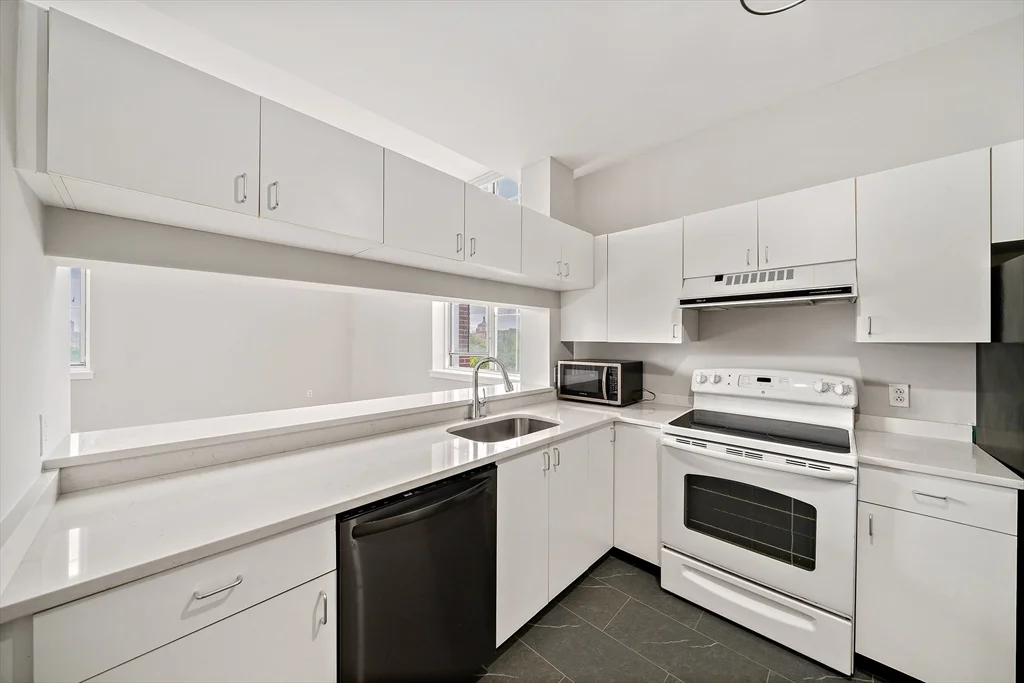 2 bed, 1.5 bath apartment for rent at 240 Heath St Unit P20, Jamaica Plain — photo 3 of 21