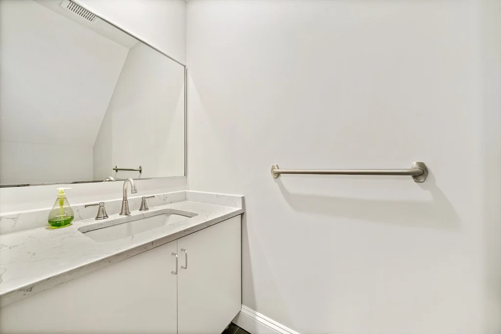 2 bed, 1.5 bath apartment for rent at 240 Heath St Unit P20, Jamaica Plain — photo 9 of 21